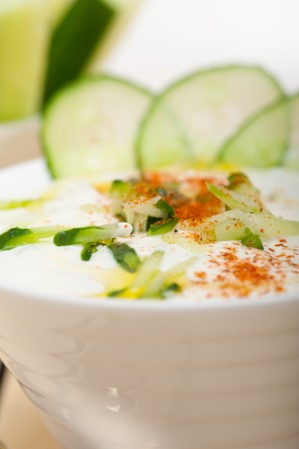 Yoghurt-based dip with cucumber and spices